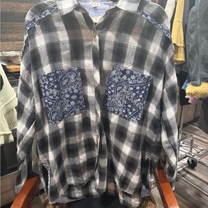 POL Black and White Plaid Top with Blue Accents